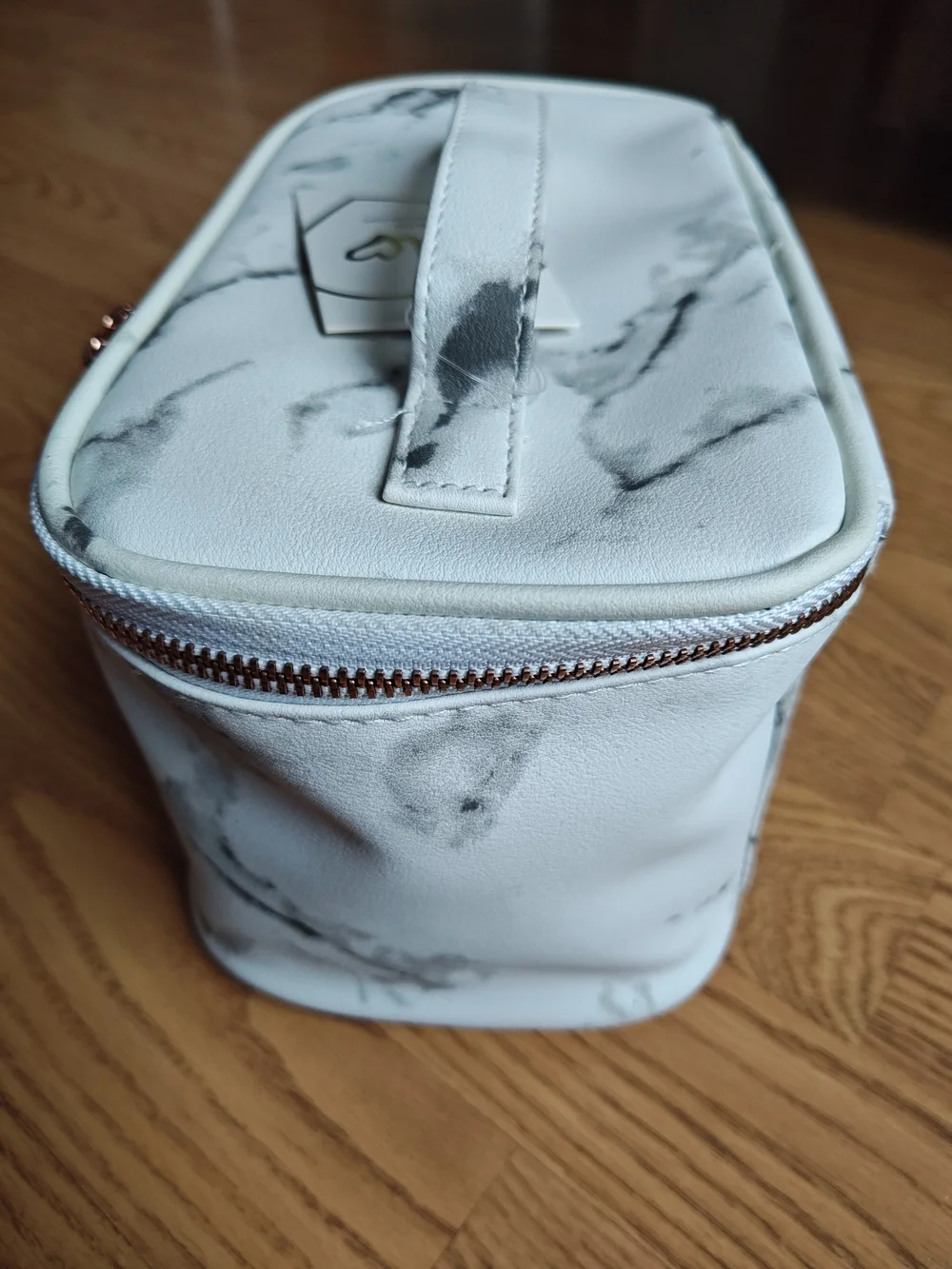 IMOSHION White Marble Vegan Leather Makeup Bag & Travel Case Rose Gold Accents